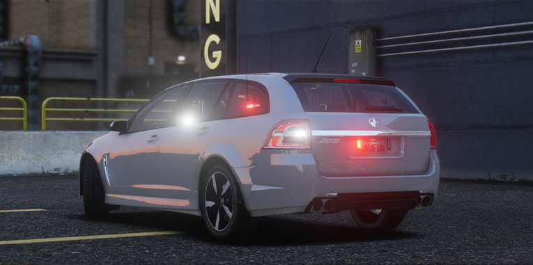 Victoria Police 2015 Holden Highway Patrol VF Wagon